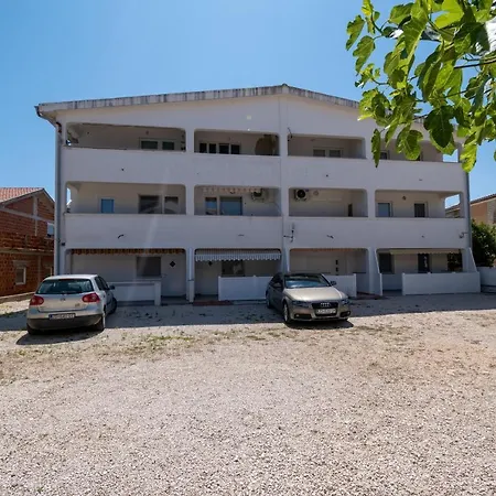 By The Sea Vir - 21081 Apartment Zadar