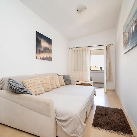 Apartamento By The Sea Vir - 21081 Zadar