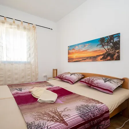 By The Sea Vir - 21081 Apartment